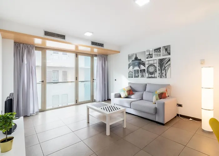 Tabaiba 1 + Beach + A/C + Fast Wifi Apartment *